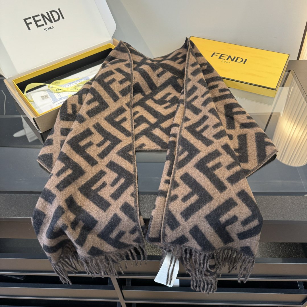 Fendi Geometric Fringed Scarf — front